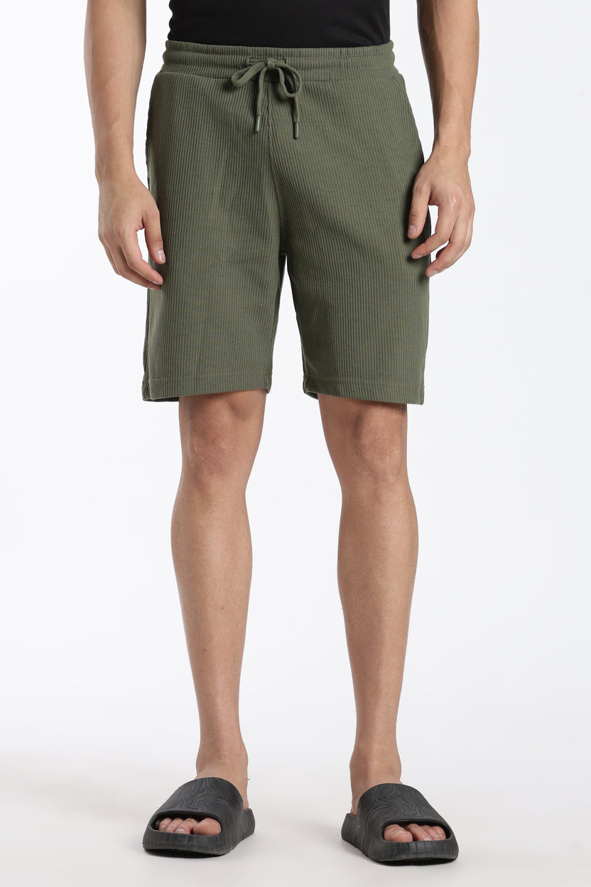 Olive Textured Regular Fit Shorts For Men - Image 2