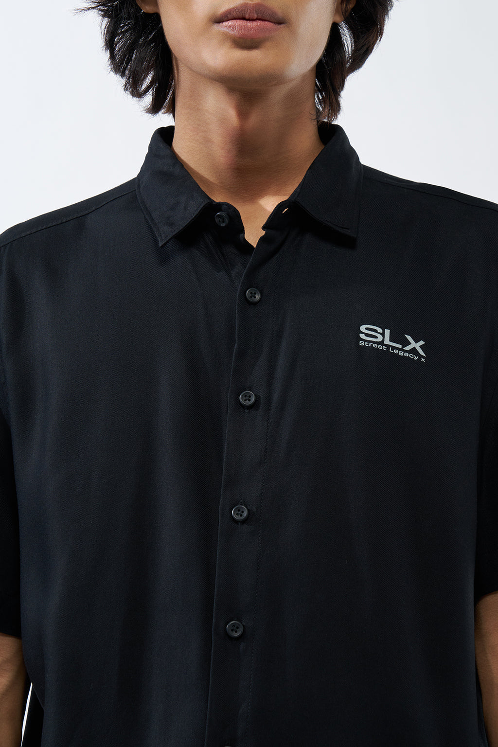 Black Solid Regular Fit Shirt for Men - Image 3