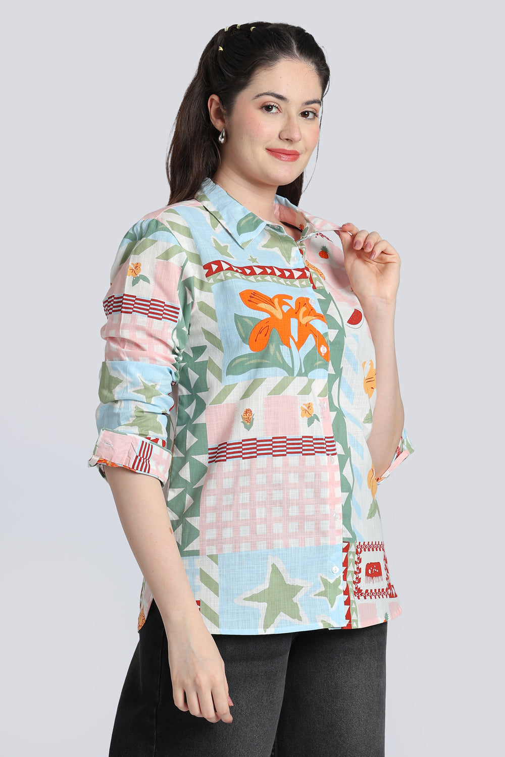 Pink Conversational Regular Fit Shirt for Women - Image 4