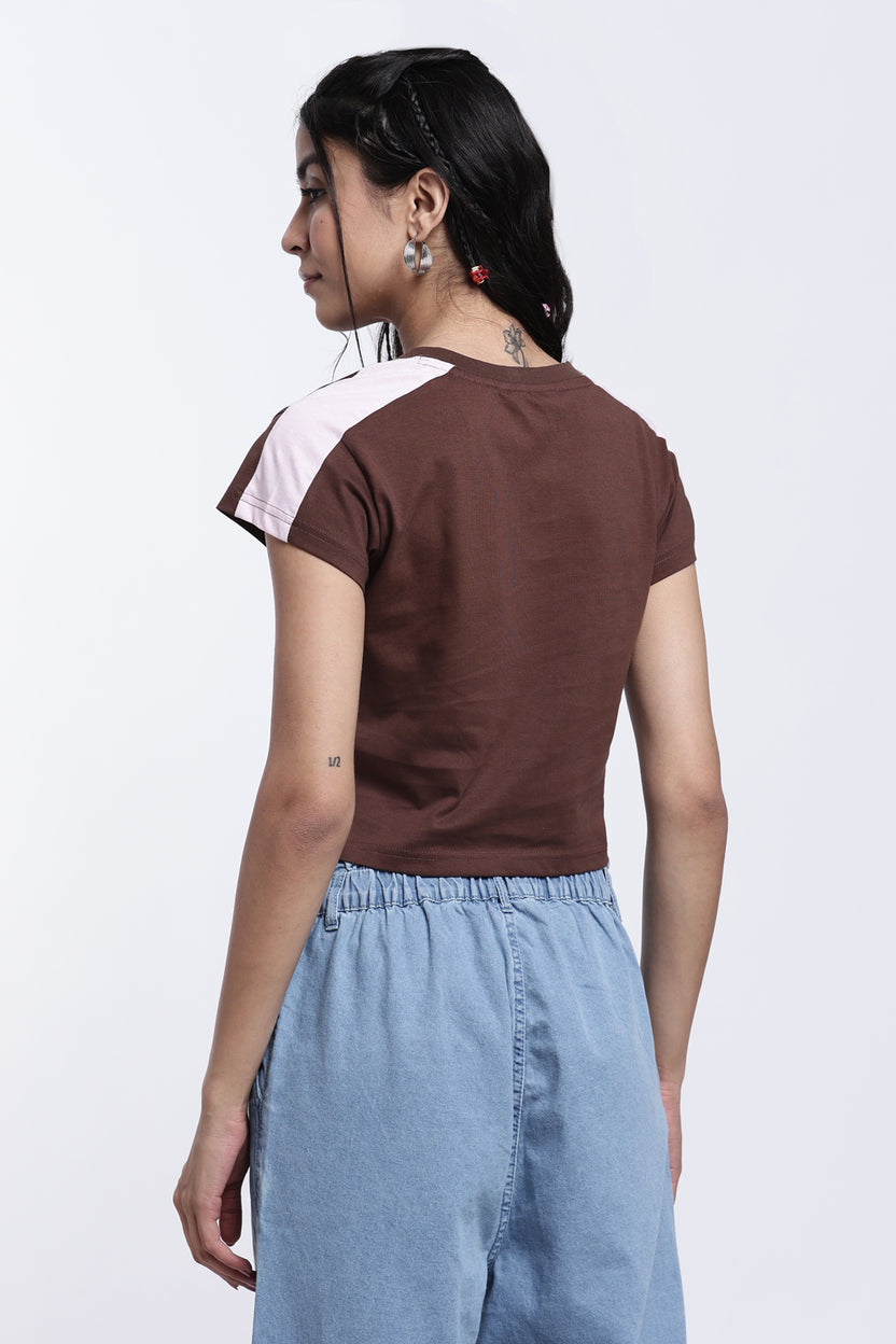 Brown Letter Boxy Fit Crop T-Shirt for Women - Image 5