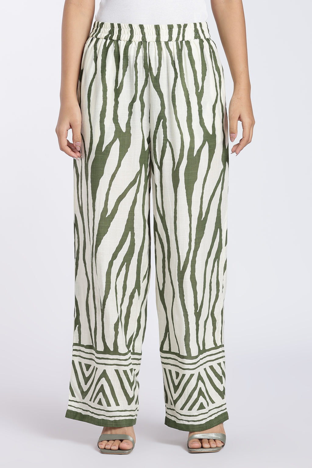Green Zebra Straight Fit Kurta Set for Women - Image 4
