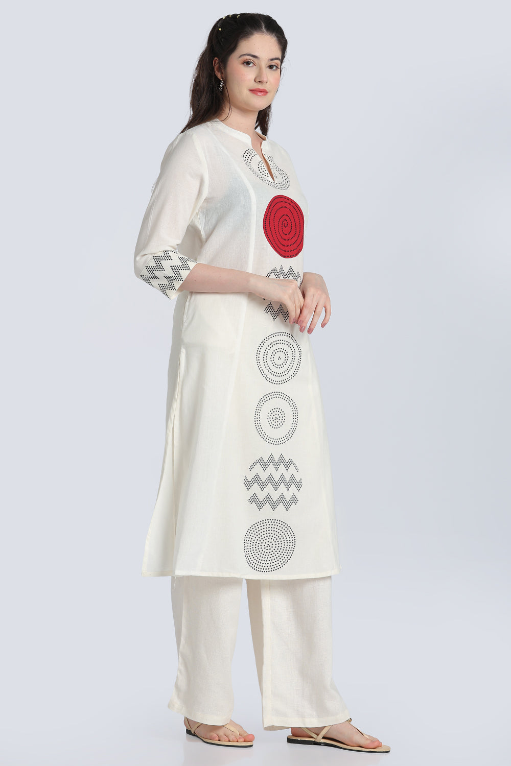 Off White Printed Regular Fit Kurta for Women - Image 4