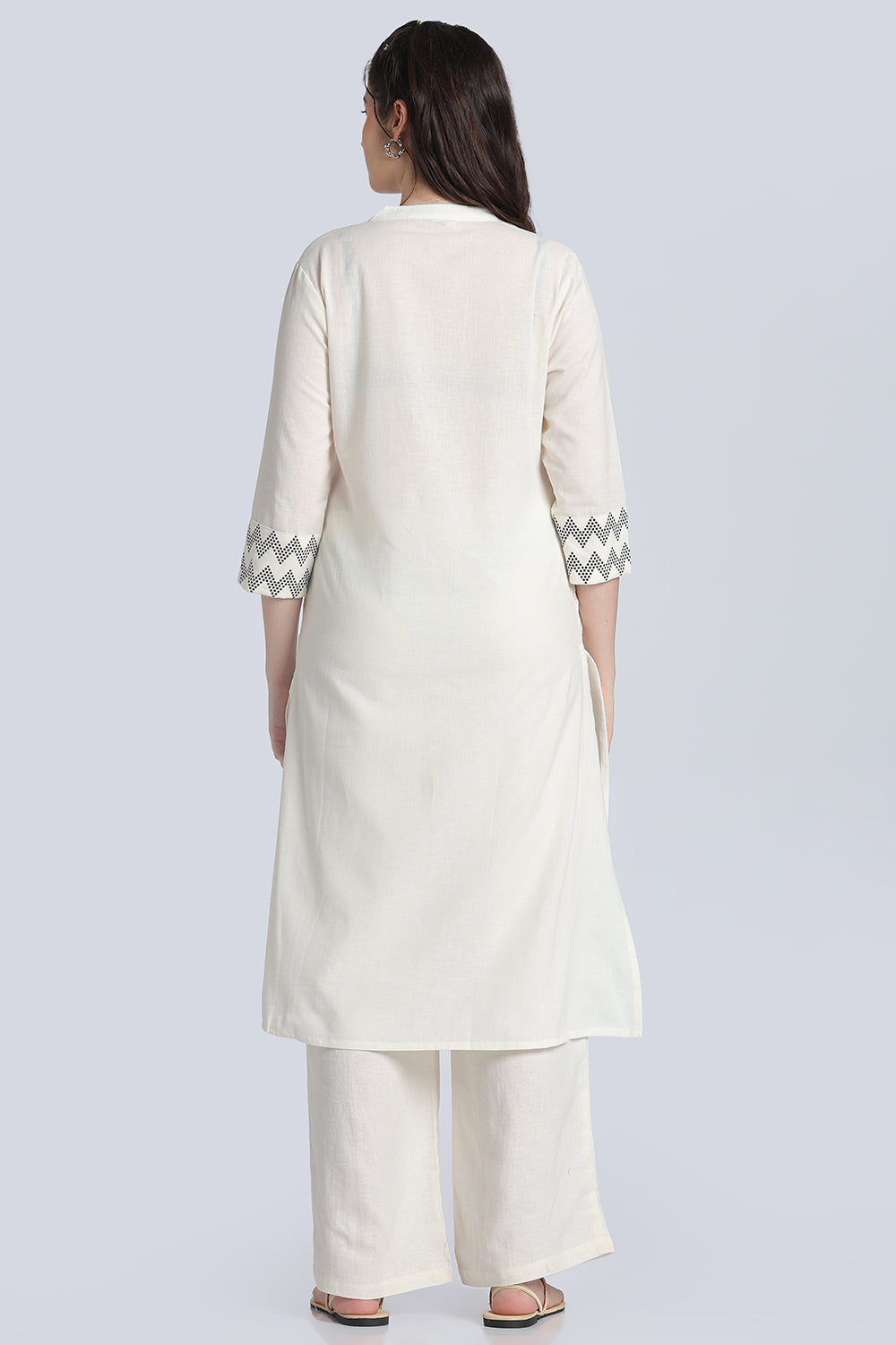Off White Printed Regular Fit Kurta for Women - Image 5