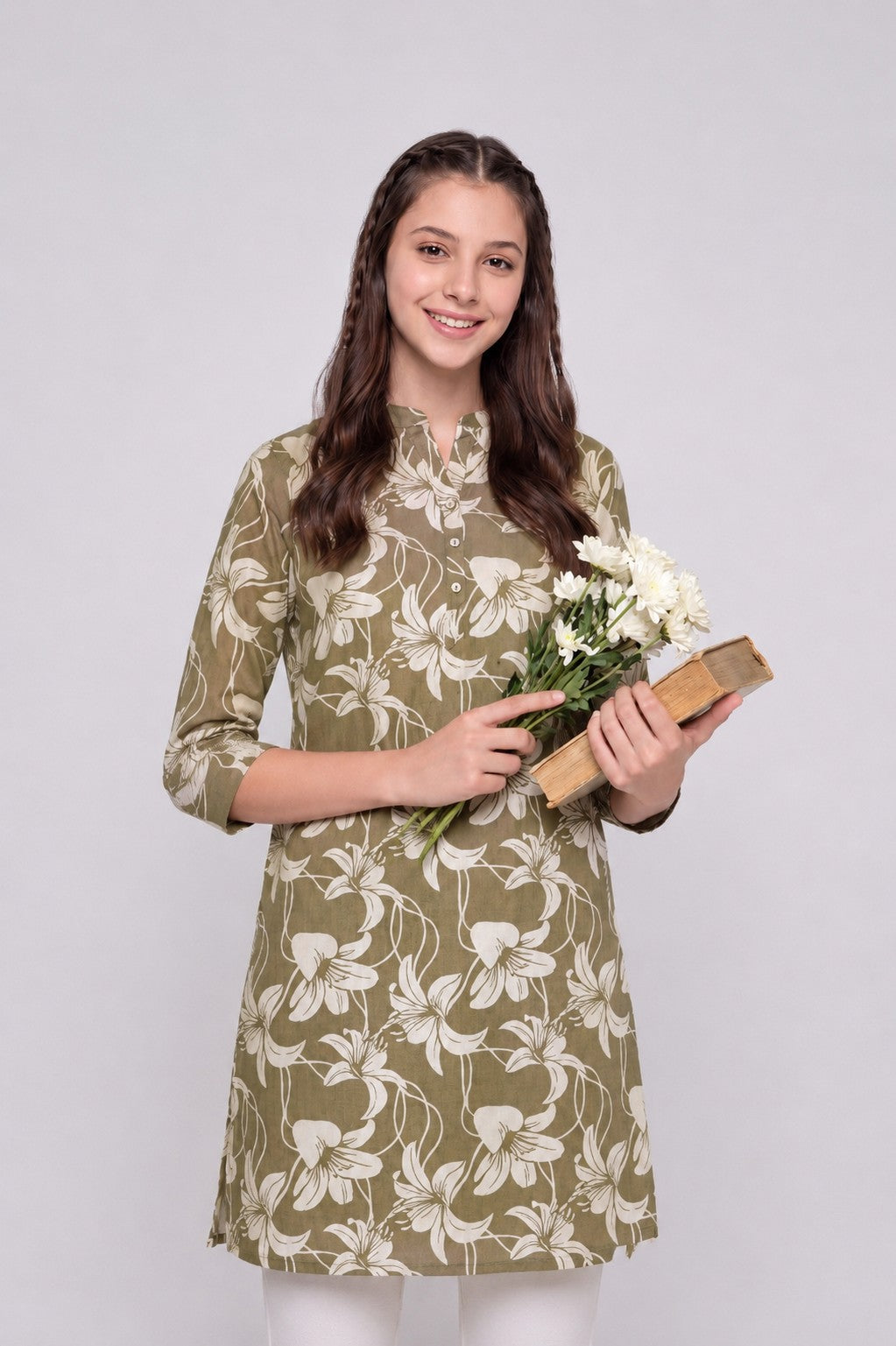 Green Floral Print Straight Kurta for Women - Image 1
