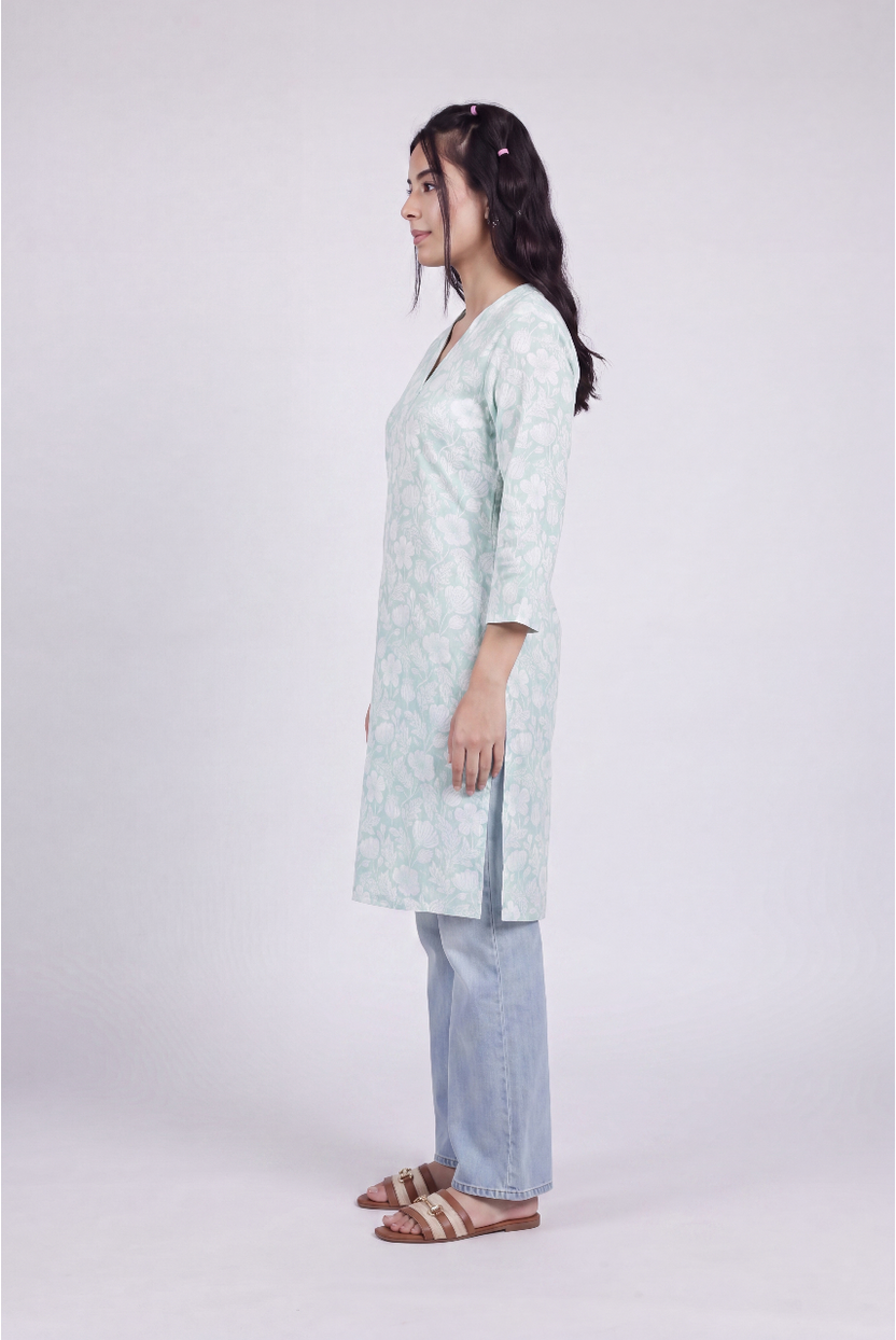 Mint Floral Printed Regular Fit Kurta for Women - Image 5