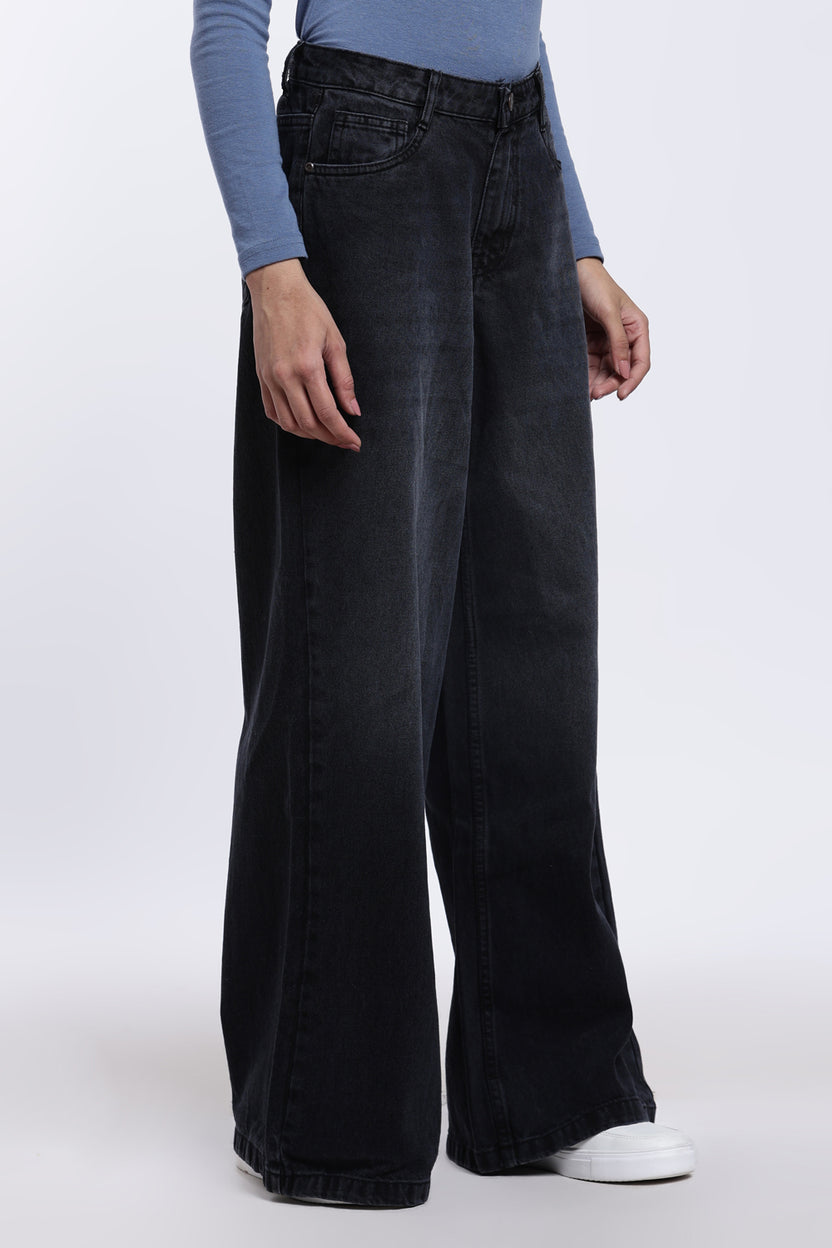 Charcoal Wide Leg Fit 5 Pocketed Jeans for Women - Image 4