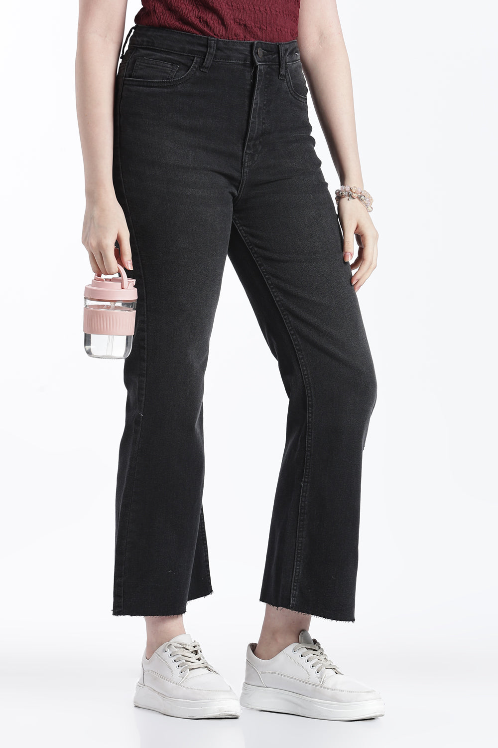 Black Straight Fit Jeans With 5 Pocket For Women - Image 1