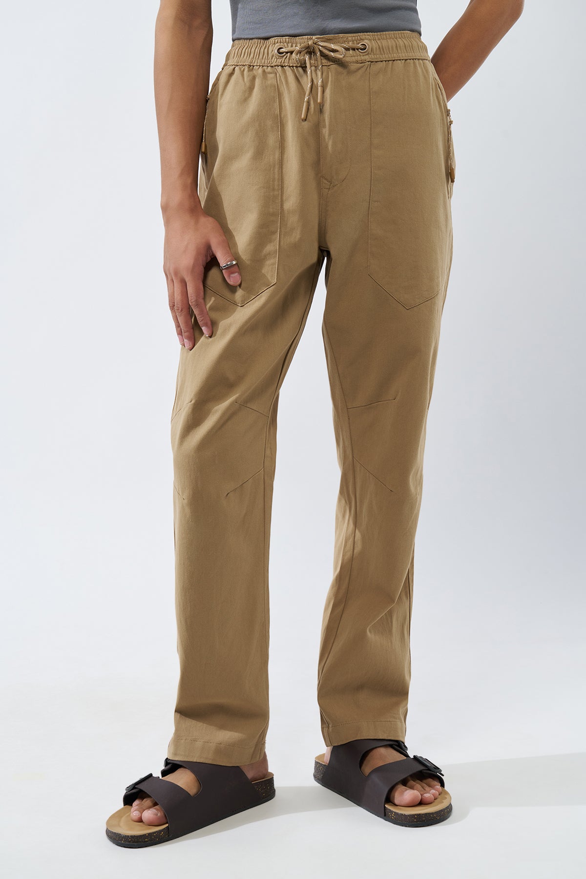 Beige Solid Regular Fit Trouser for Men - Image 2