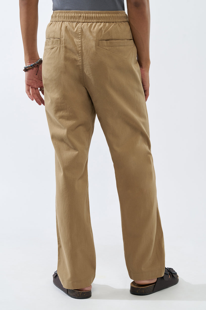 Beige Solid Regular Fit Trouser For Men - Image 5