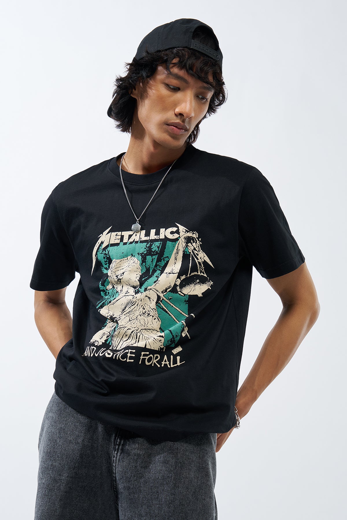 Black Graphic Printed Regular Fit T-Shirt for Men - Image 1