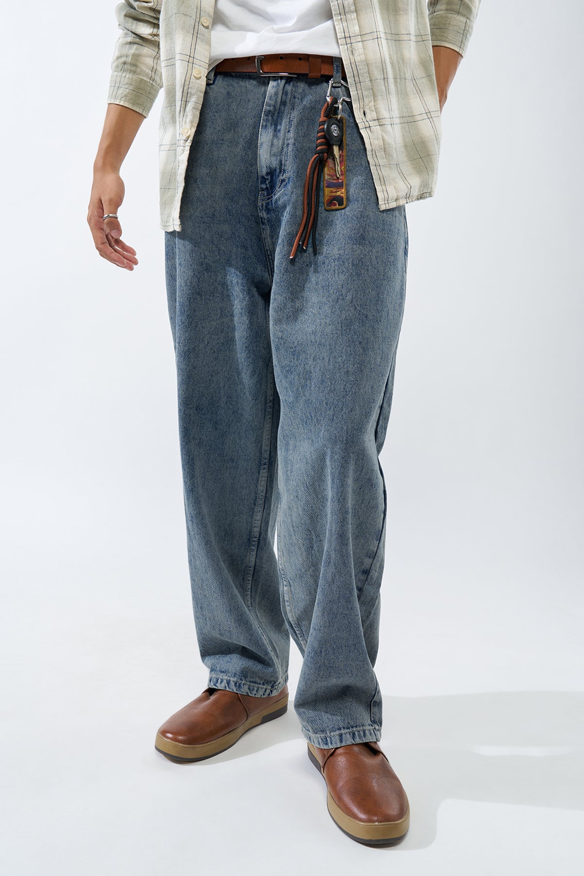 Blue Solid Barrel Fit Jeans for Men - Image 1