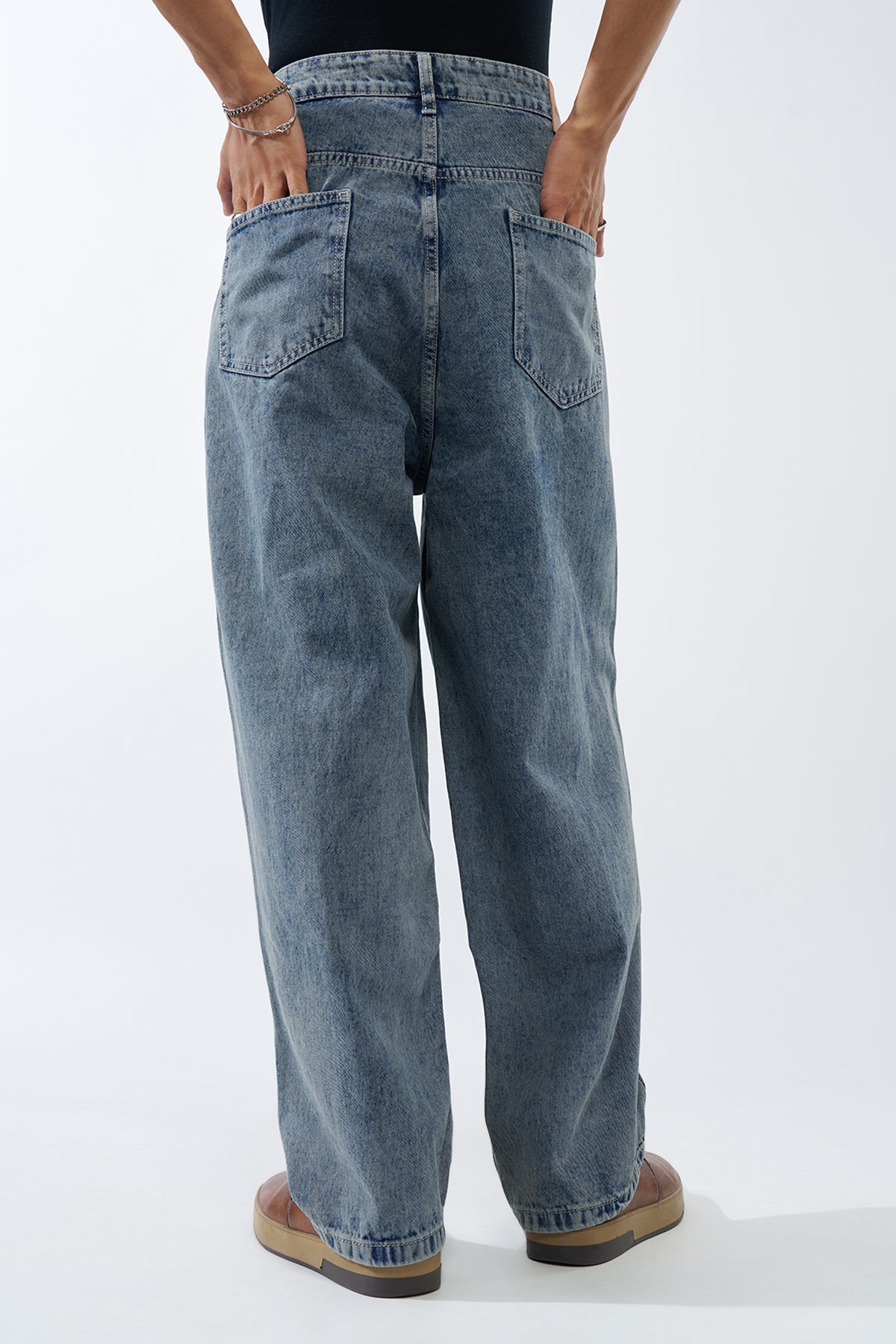 Blue Solid Barrel Fit Jeans for Men - Image 5