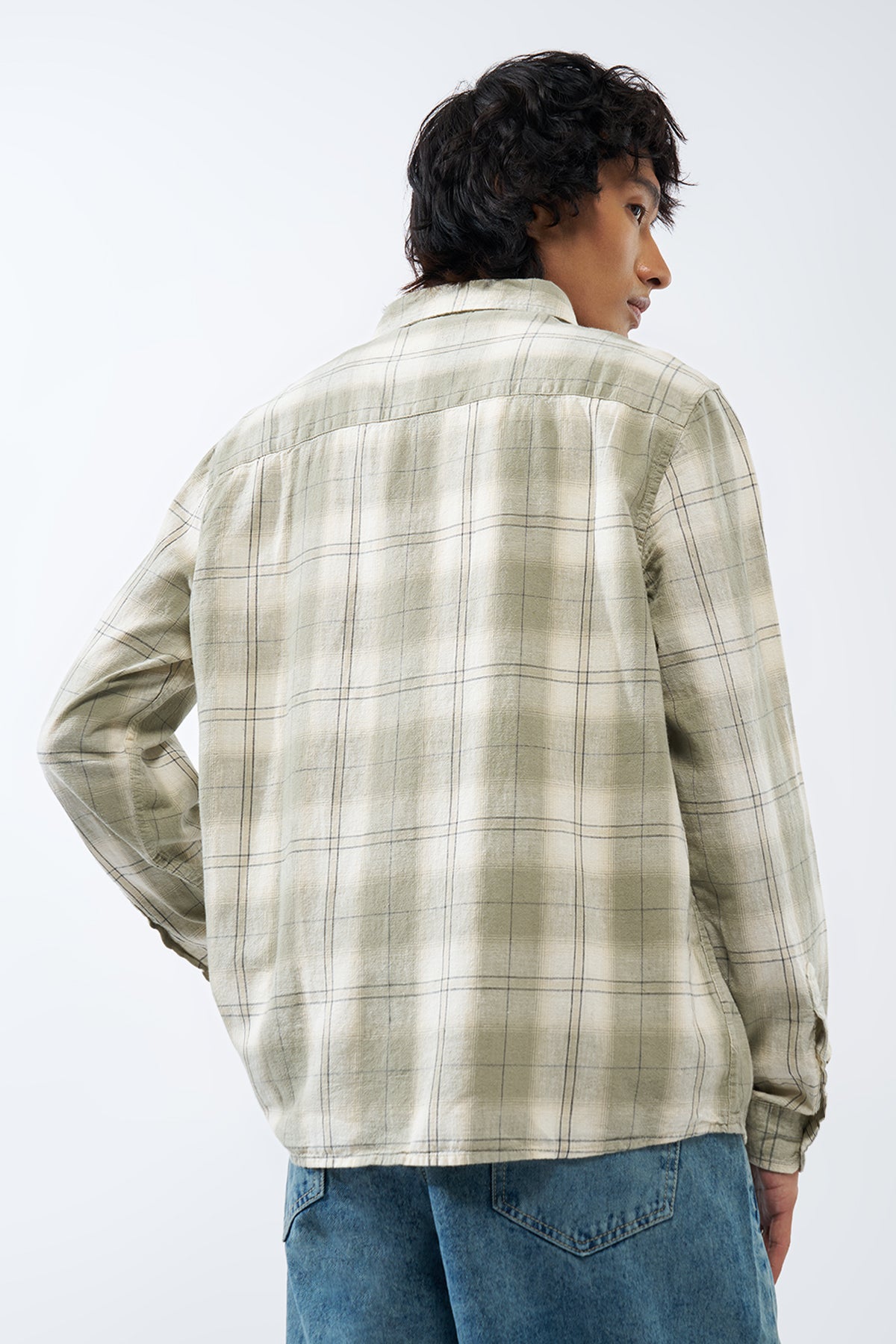 Green Checked Regular Fit Shirt for Men - Image 5