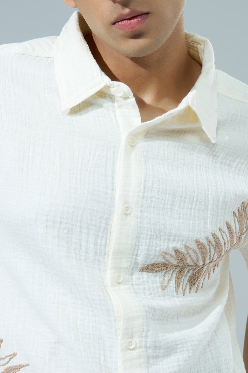 Off White Embroidered Regular Fit Casual Shirt For Men - Image 3
