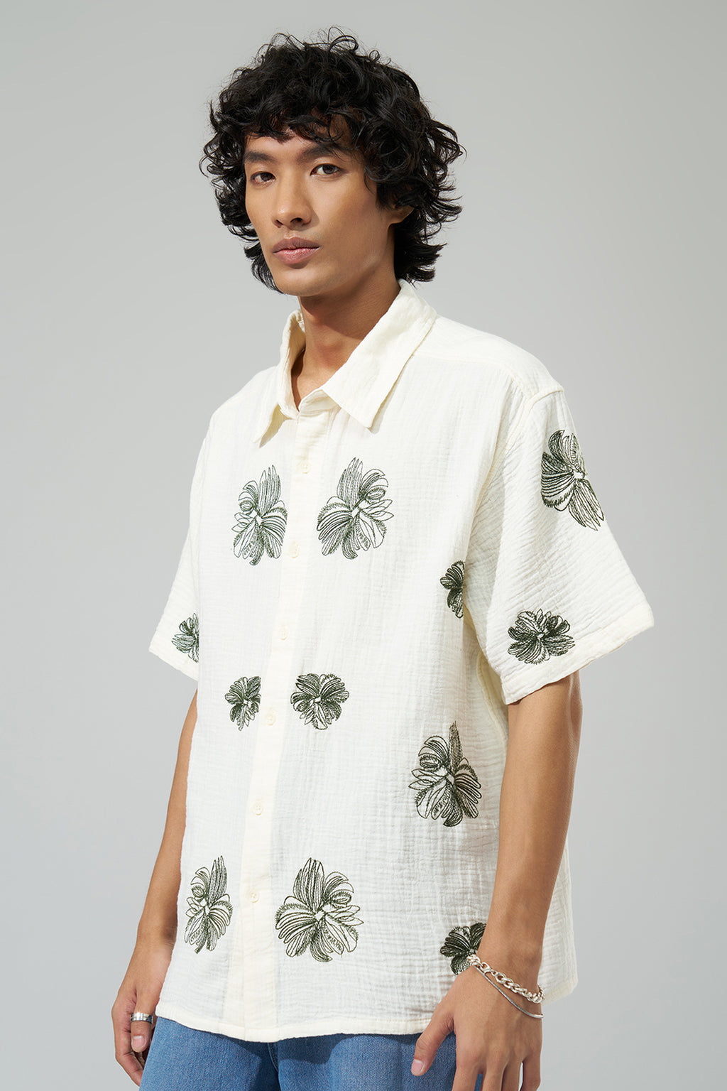 Off-White Textured Embroidered Shirt for Men - Image 4
