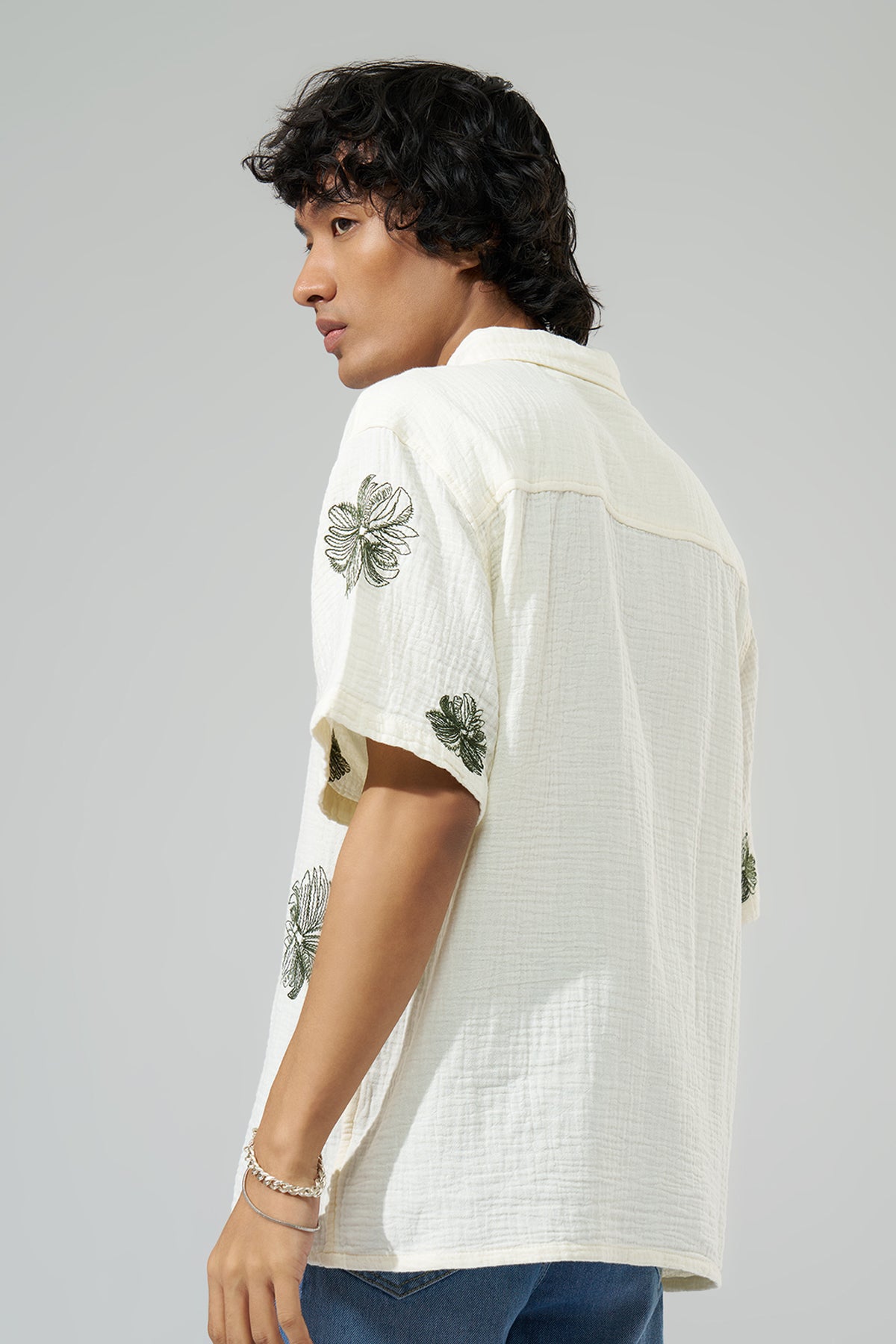 Off-White Textured Embroidered Shirt for Men - Image 5