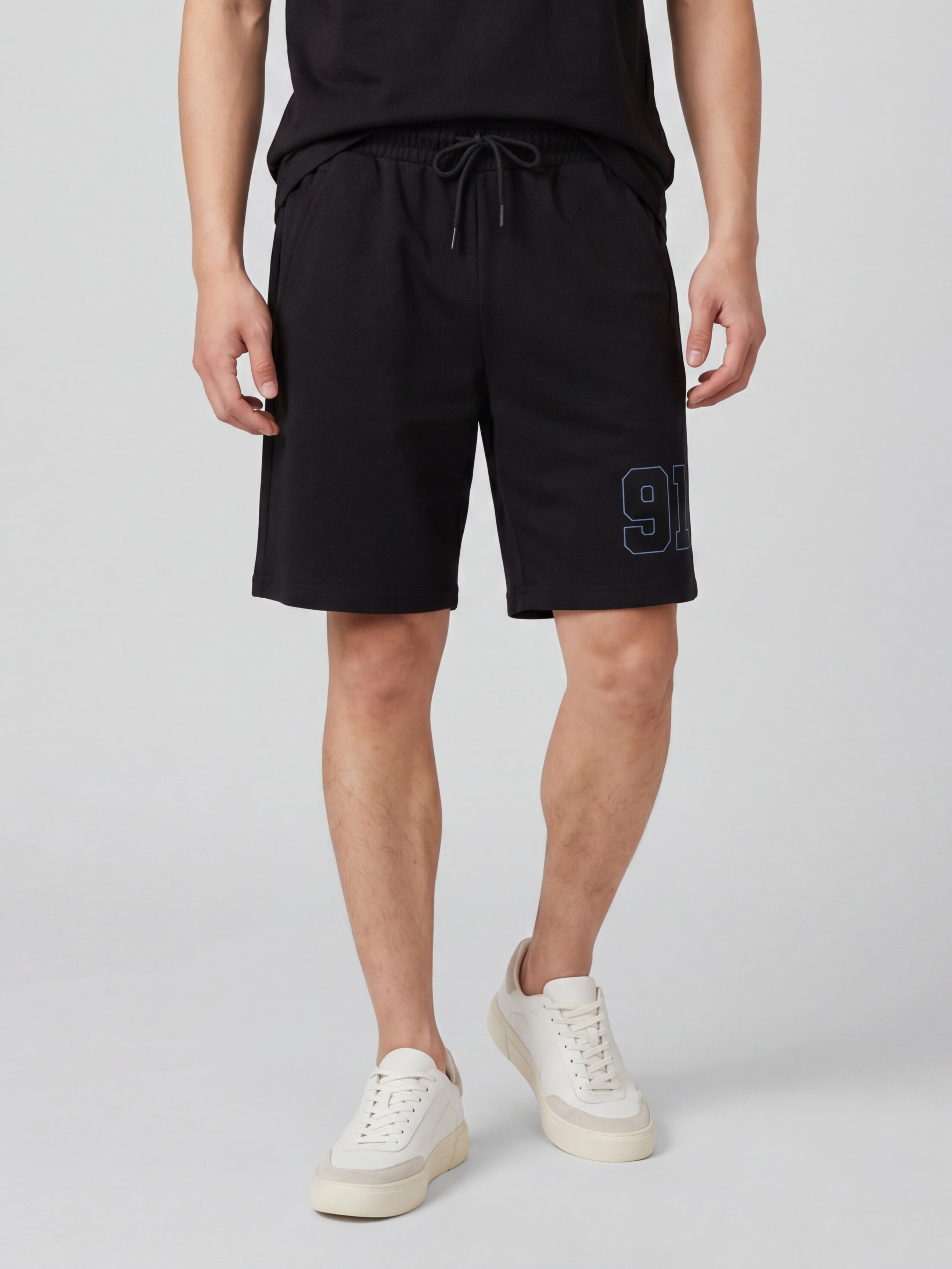 Black Regular Fit Shorts for Men - Image 2