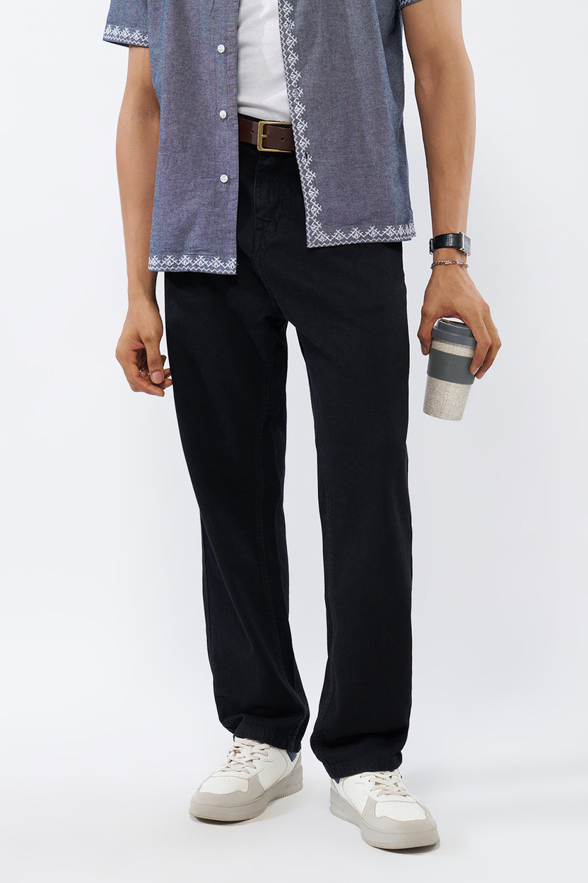 Black Solid Regular Fit Jeans For Men - Image 1