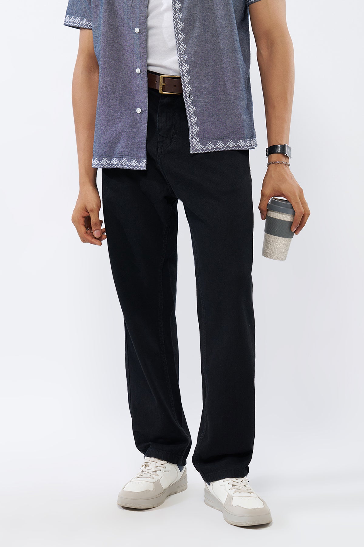Black Solid Regular Fit Jeans for Men - Image 1
