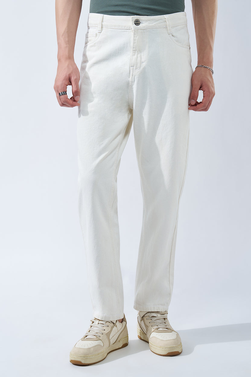 Off-White Solid Jeans For Men - Image 2