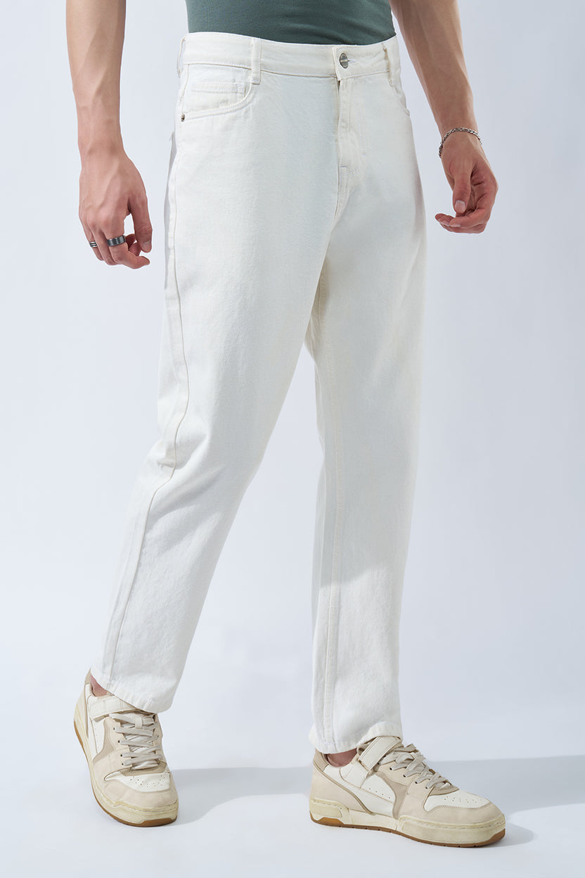 Off-White Solid Jeans For Men - Image 4