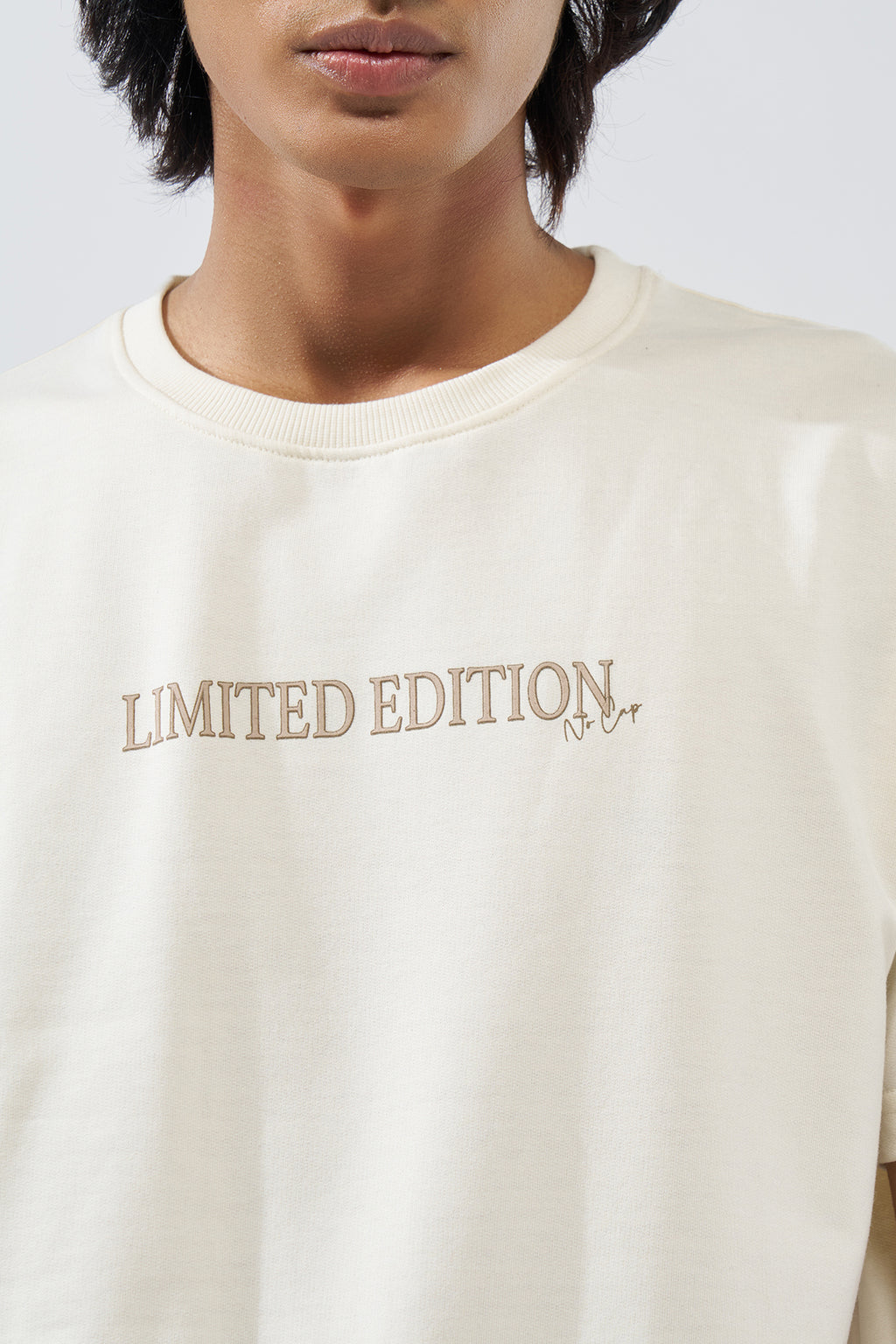 Off White Printed Regular Fit T-Shirt for Men - Image 3
