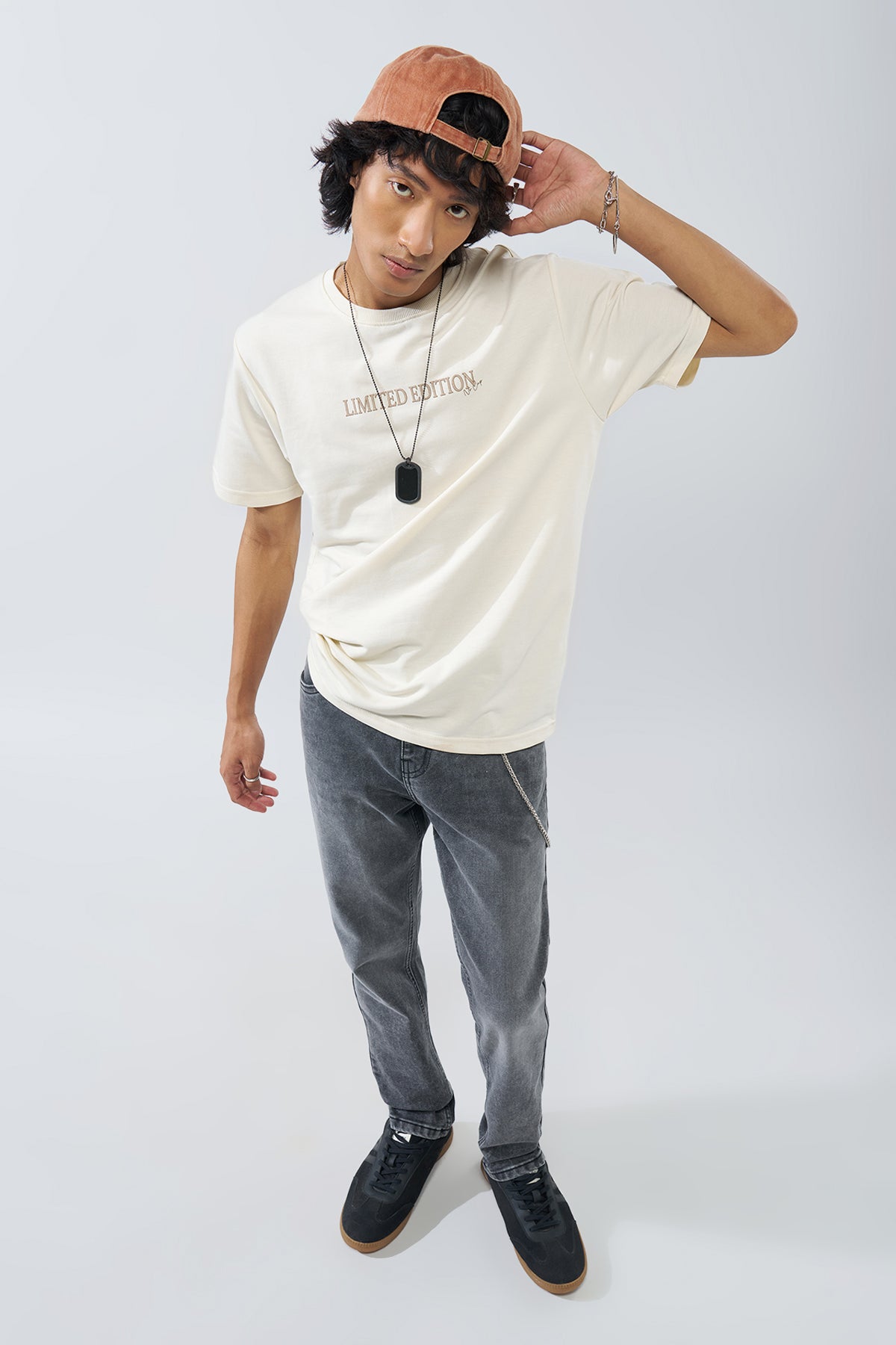 Off White Printed Regular Fit T-Shirt for Men - Image 6
