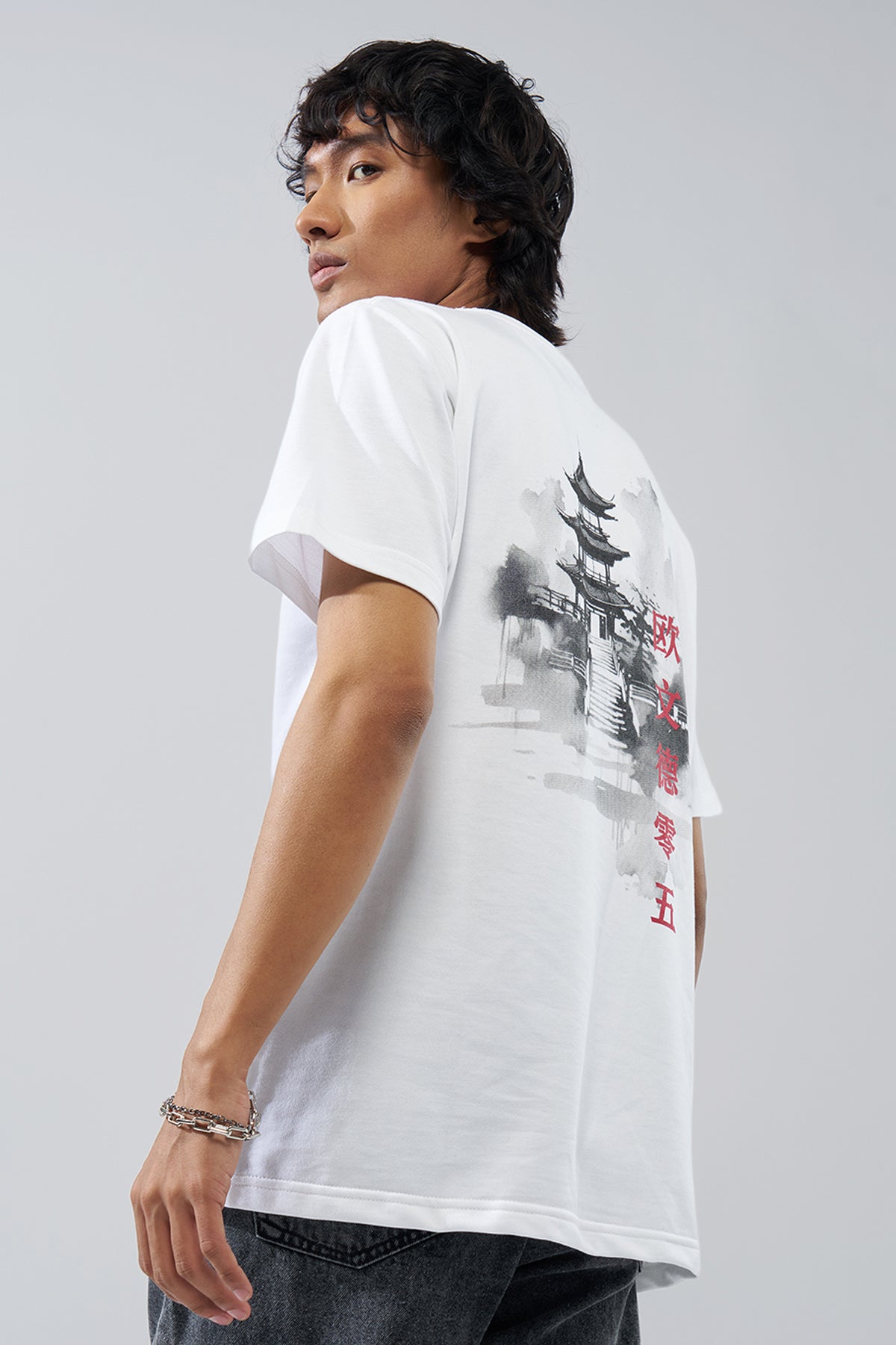 White Graphic Printed Regular Fit T-Shirt for Men - Image 5