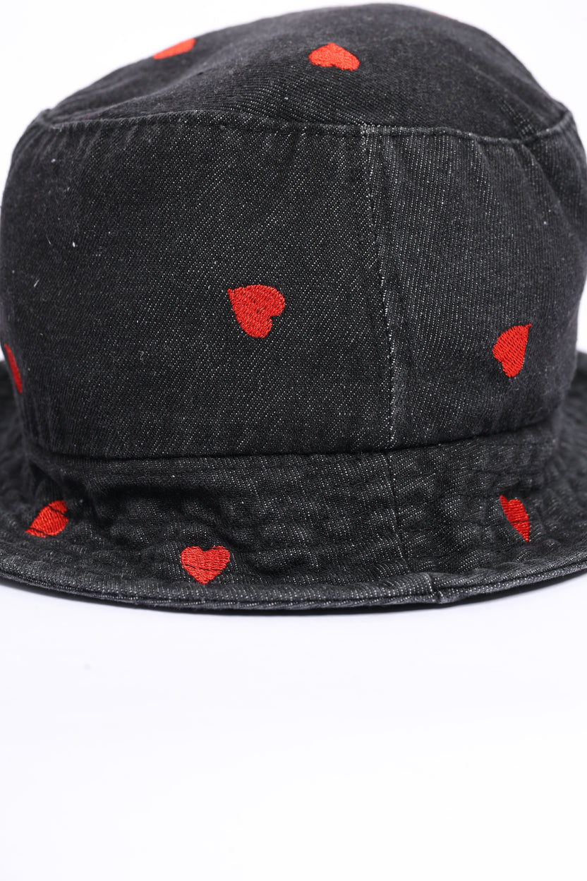 Black Heart Embroidered Denim Bucket Hat for Women - Image 4