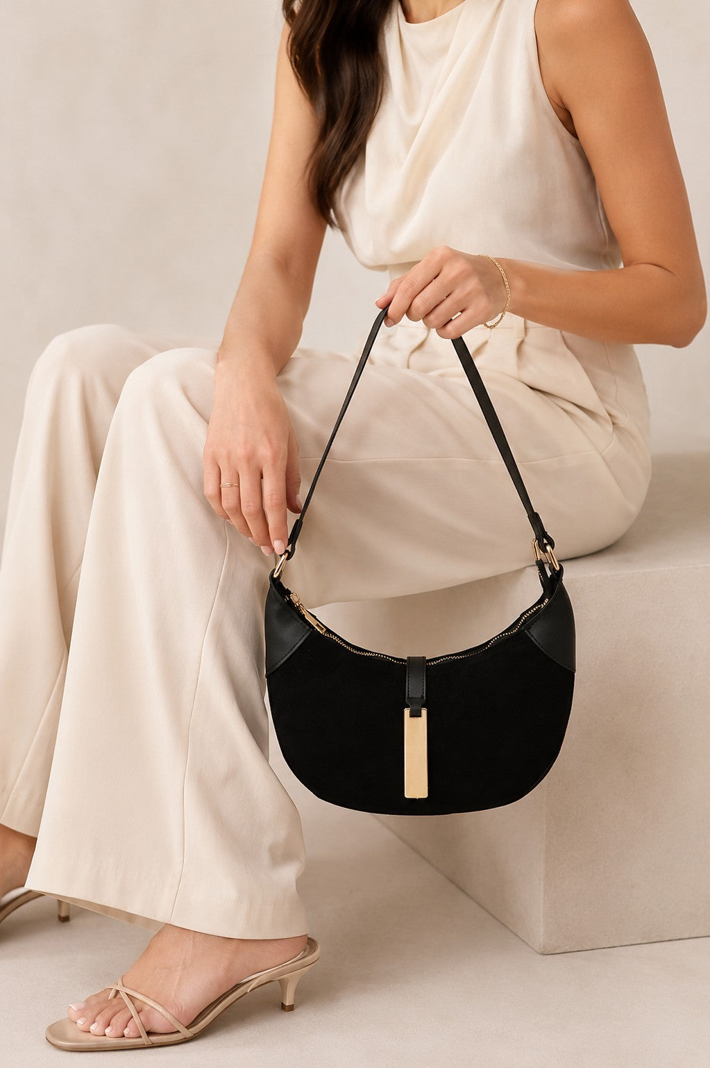 Black Solid Half Moon Shoulder Bag for Women - Image 1