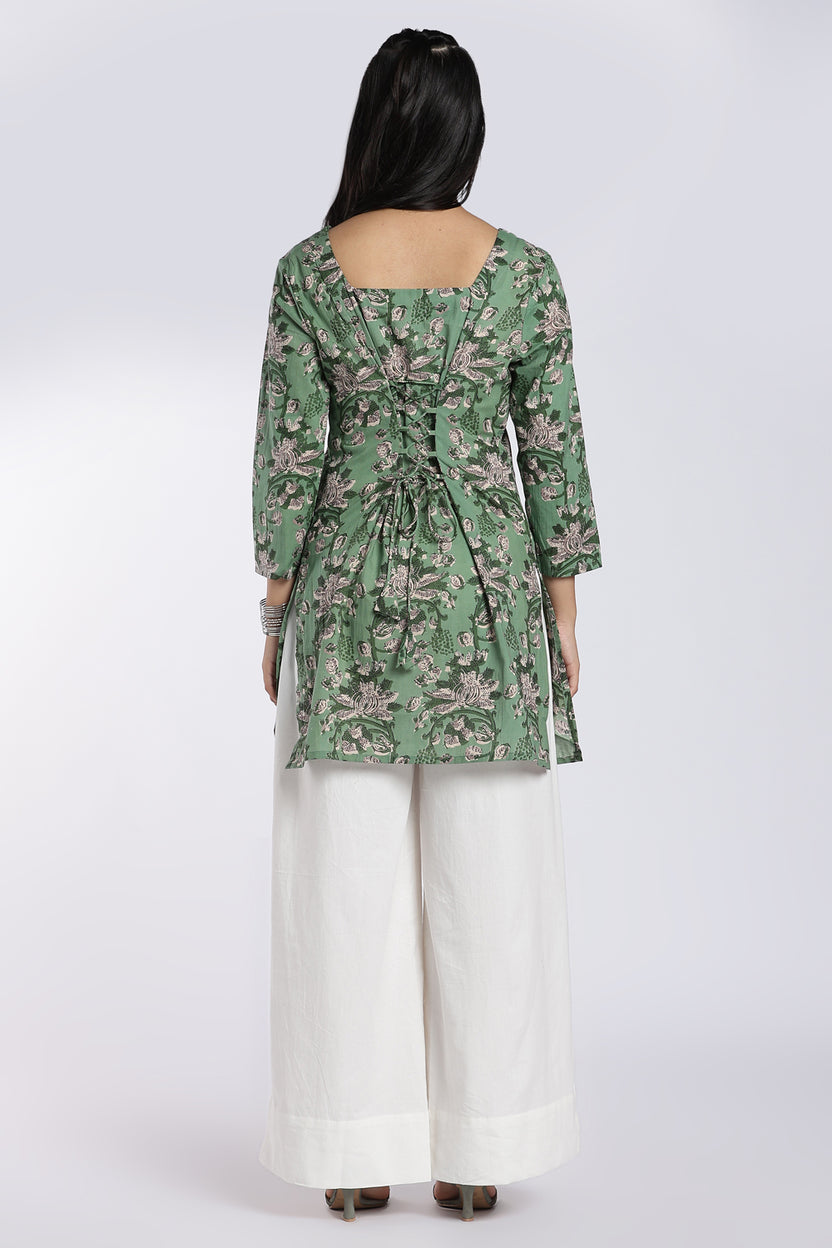Green Floral Printed Flared Tunic for Women - Image 5