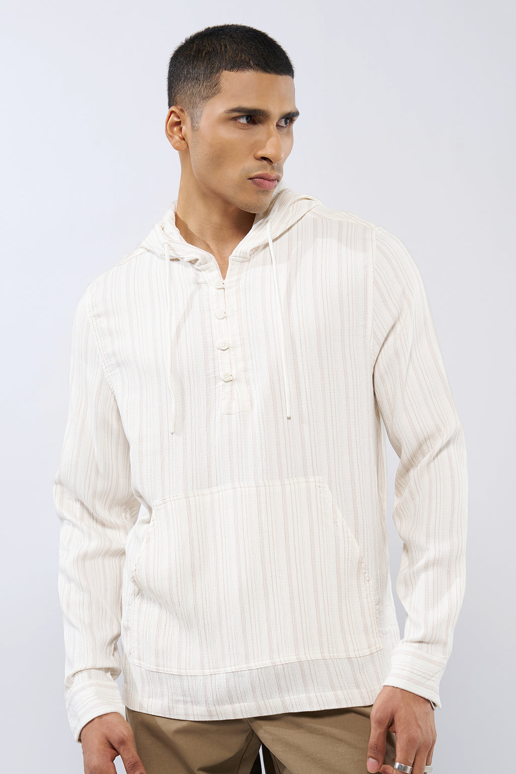 Off White Striped Regular Fit Hooded Shirt for Men - Image 2