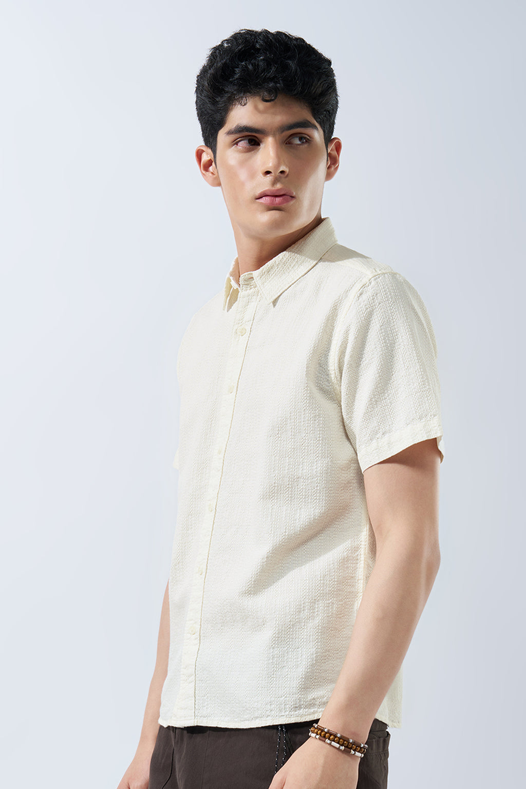 Off-White Textured Shirt for Men - Image 4