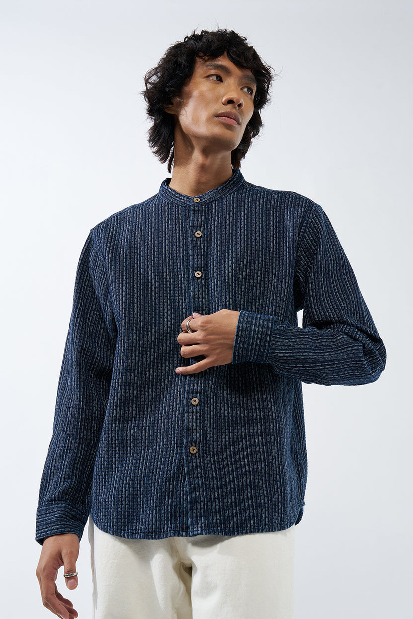 Navy Self Design Regular Fit Shirt For Men - Image 2