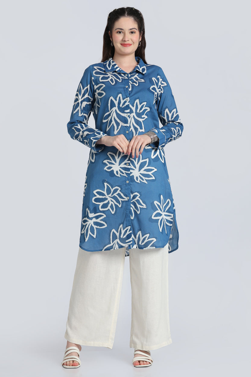 Blue Floral Regular Fit Cambric Kurta for Women - Image 6