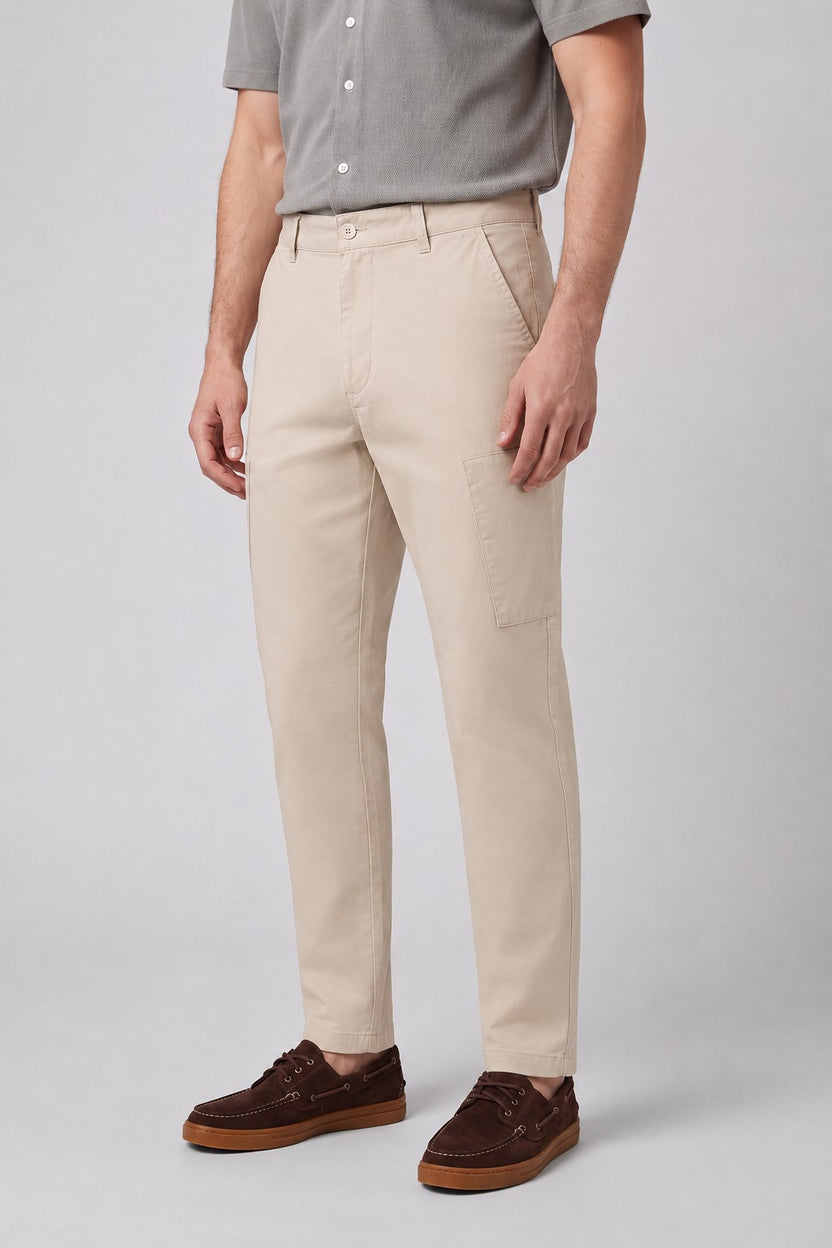 Off White Straight Fit Cargo Trouser With 4 Pocket for Men - Image 4