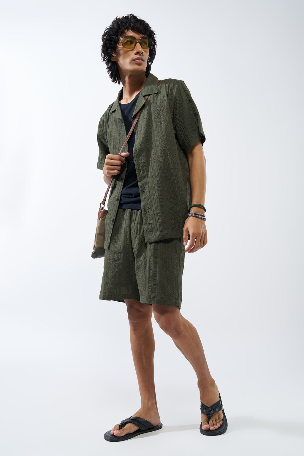 Olive Textured Regular Fit Shorts for Men - Image 6