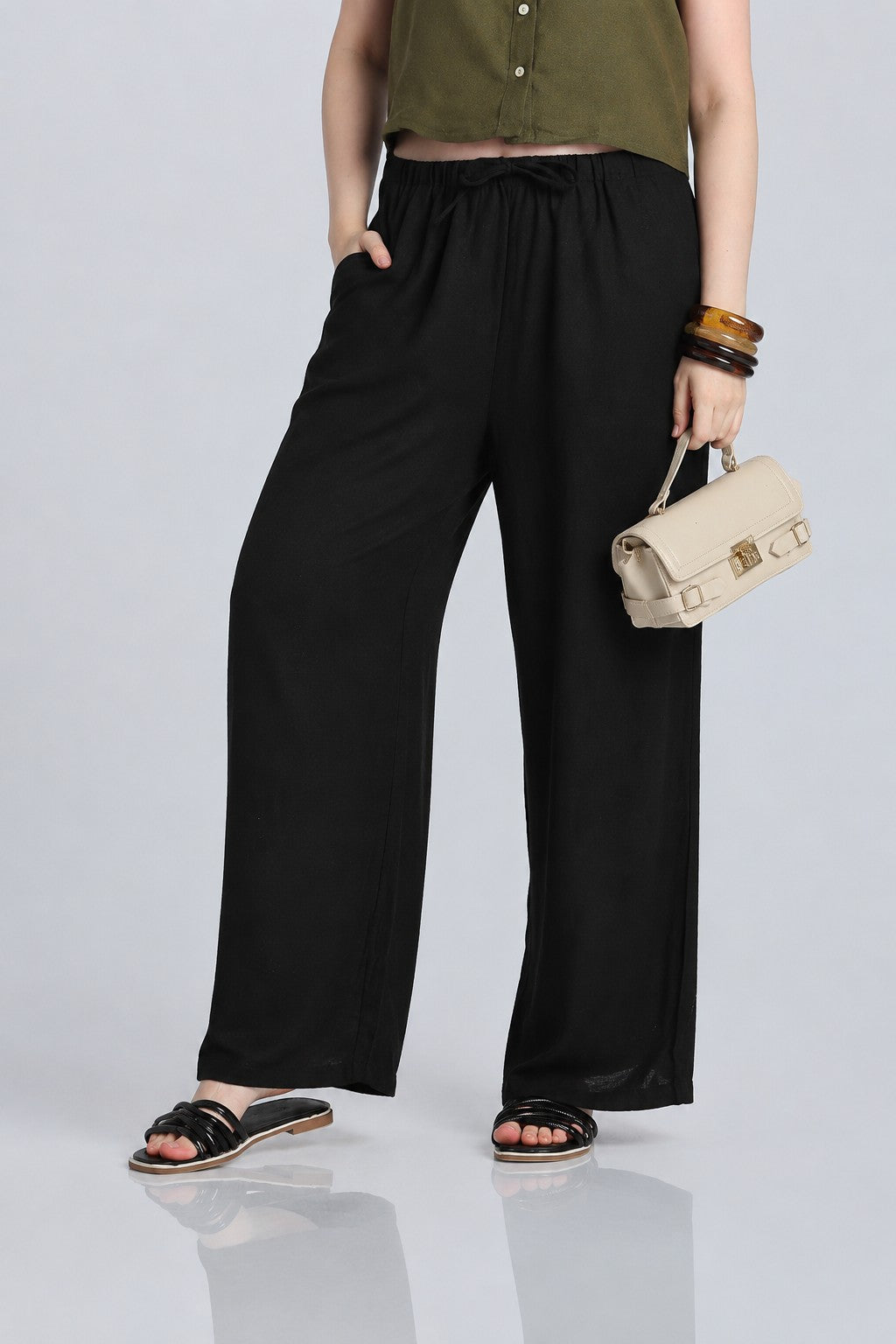 Black Wide Leg Fit Casual Trouser With 2 Pocket for Women - Image 1