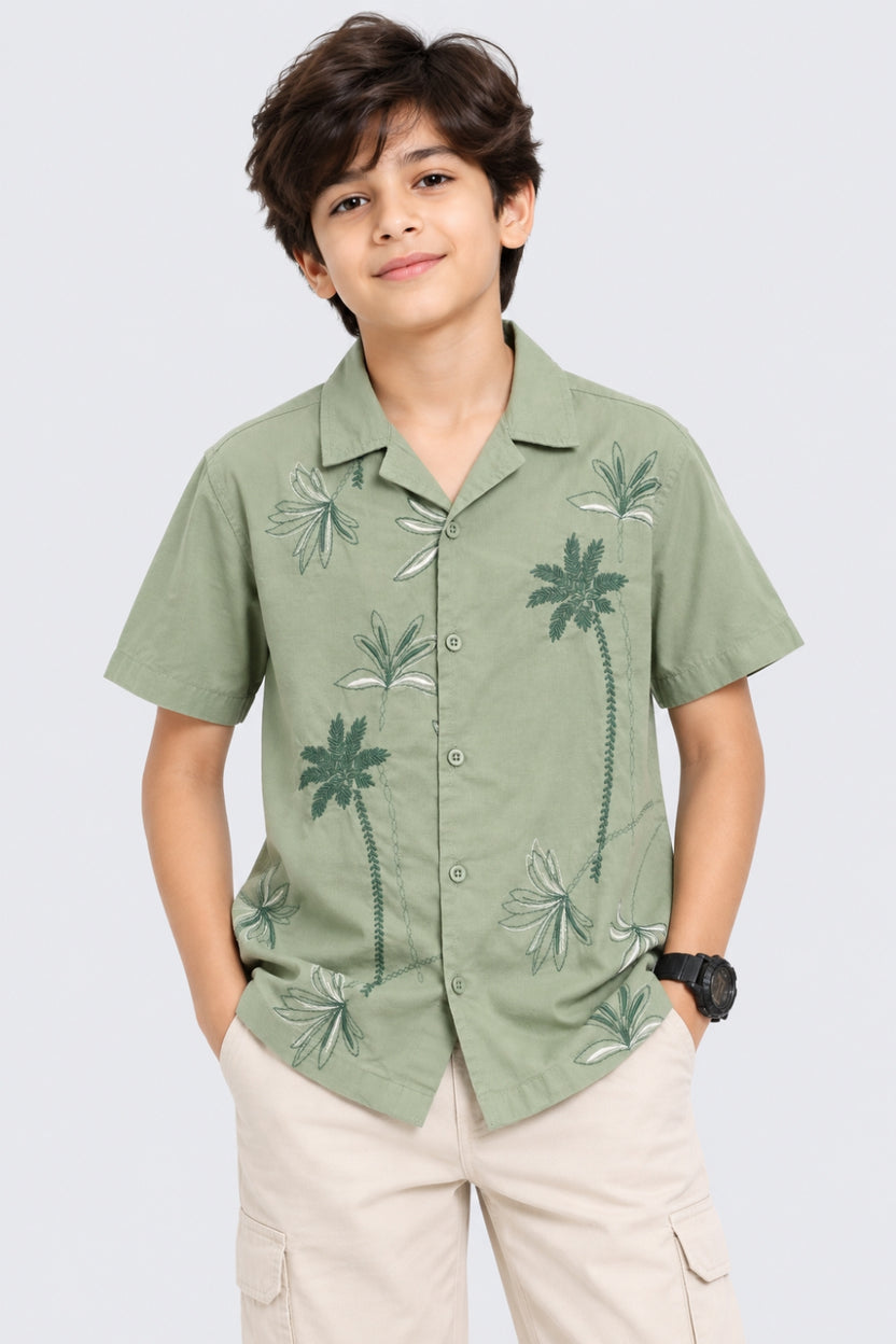 Tweens Boy Regular Fit Green Palm Print Resort Shirt - Image 1